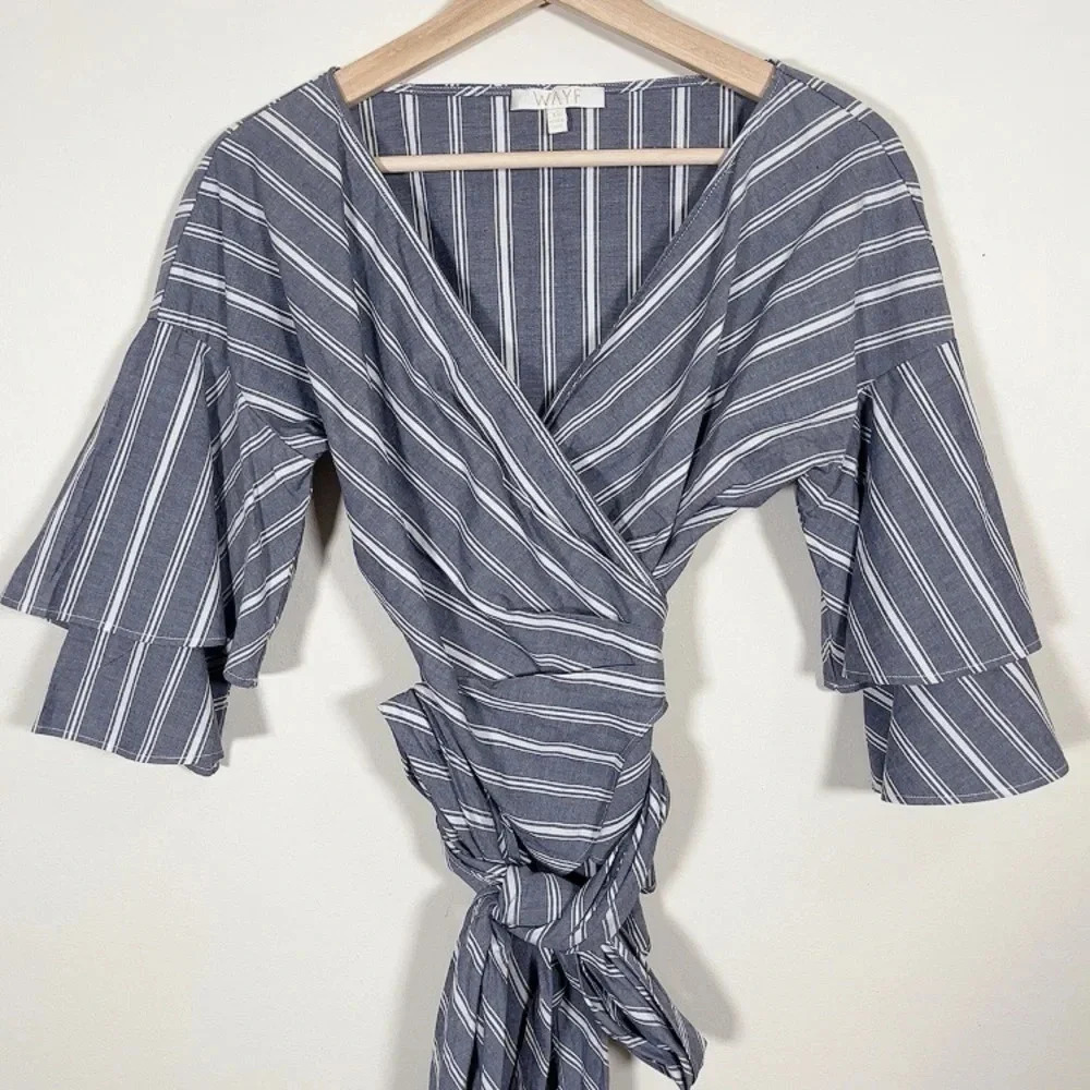 WAYF | STRIPED WRAP TOP - Picture 2 of 10